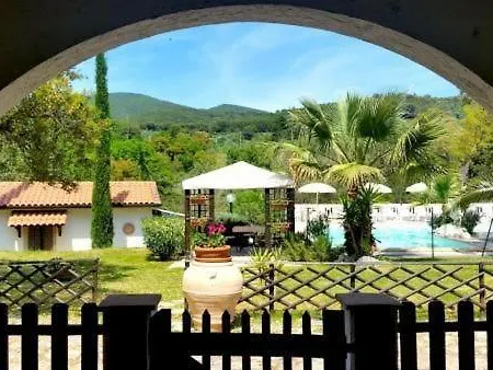 Mit Grill Und Gemeinsamem Pool Διαμέρισμα *