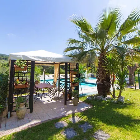 Apartment Mit Grill Und Gemeinsamem Pool *